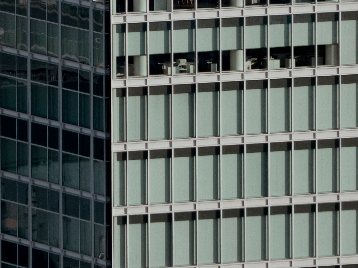 Glass facade application